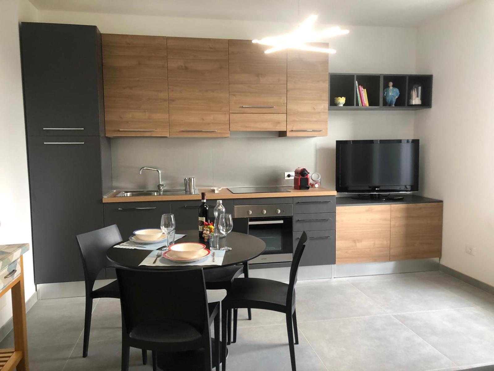L' Appartamento Del Borgo - Parcheggio Riservato Pawia Zewnętrze zdjęcie